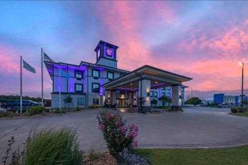 Norman Hotel | Pet-Friendly Sleep Inn & Suites Norman near University