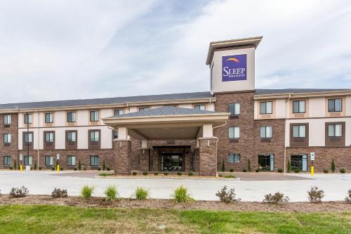 O'Fallon Hotel | Inviting Sleep Inn & Suites O'Fallon MO with Unique Amenities