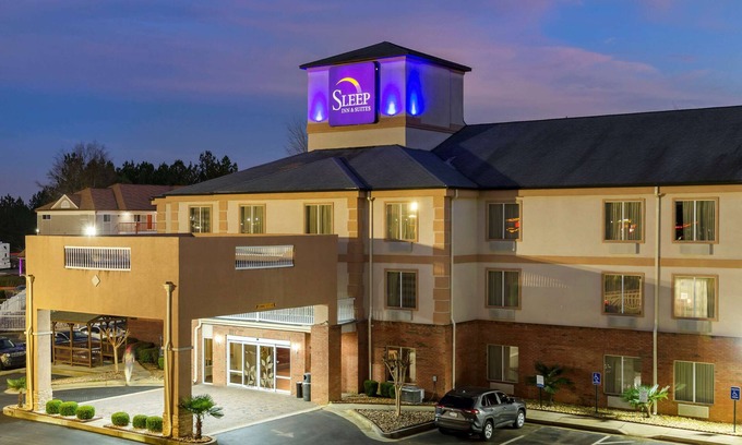 Stockbridge Hotel | Convenient Stay at Sleep Inn & Suites Stockbridge Atlanta South