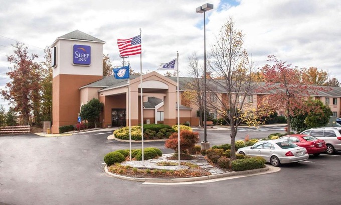 Woodbridge Hotel | Family-Friendly Stay at Sleep Inn Woodbridge with Accessibility