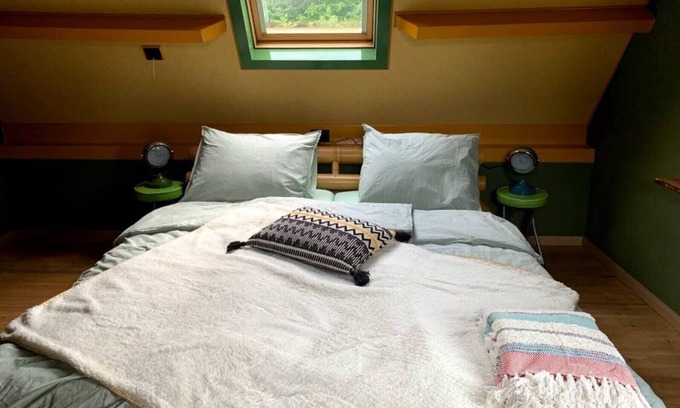 Roderesch Apartment | Experience Nature's Whisper at Oeroeboeroe Eco Retreat