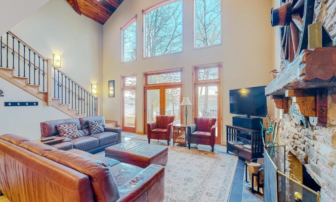 Empire House | Discover Sleeping Fox: Oceanfront Family Retreat Awaits