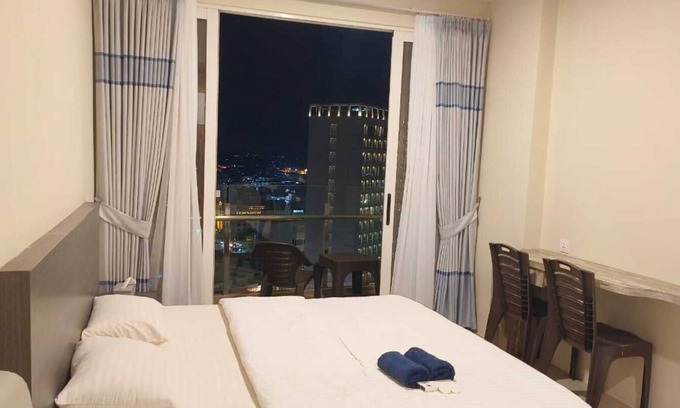 Lubuk Baja Apartment | Comfortable Stay at SleepRest - NTC B1207 with Breakfast