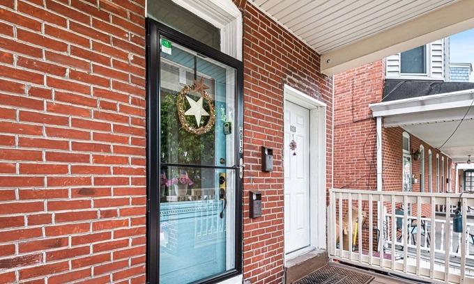 Wilmington House | Spacious 5-Bedroom Retreat Perfect for Extended Stays