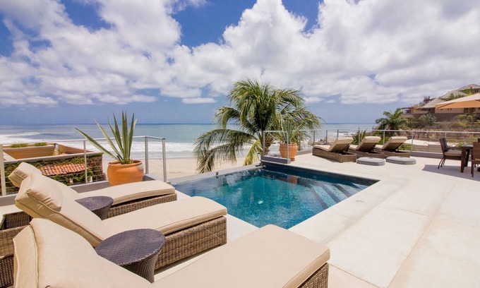 Santa Maria Huatulco House | Oceanfront Villa NenaRubio: 10/10 Rated with Pool & Spa