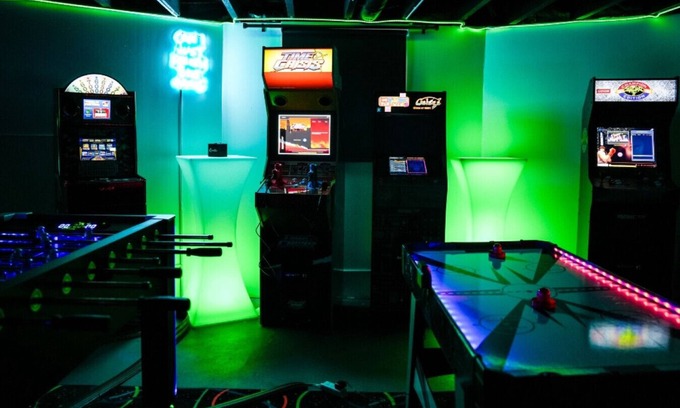 South Austin House | Sleeps 18 7BR, Gym, Game Room & Theater