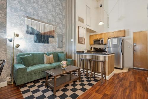 Newbold Apartment | Comfortable Stay for 6: 2 Bedrooms, Gym & Near Attractions