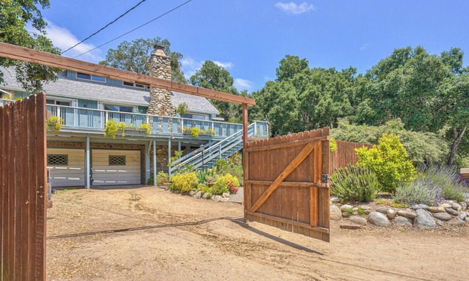 Carmel Valley House | Sleeps 6. 3 Bed, 3 Bath. Easy walk to hiking, river, shopping, and wine tasting.