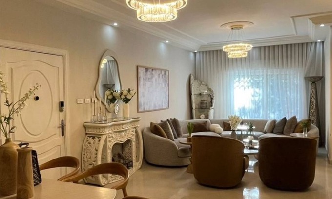 Amman House | Spacious 8-Person Apartment Near Abdoun with Balcony