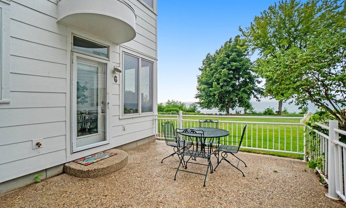 South Haven Villa | Discover Villa G at Sleepy Hollow Beach Resort - 9.6/10!