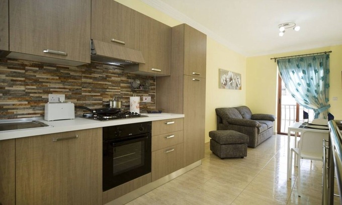 Sliema Apartment | Charming Sliema Duplex with Ocean View & Breakfast Included