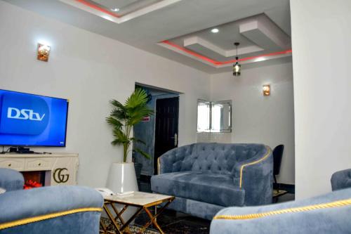 Agbor Apartment | Slim Anyaiwe Apartments