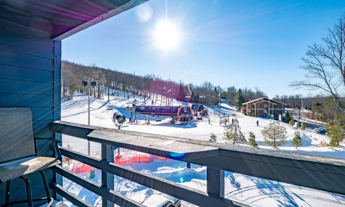 Timberline Condo | Slopeside Condo C303: Pet-Friendly Retreat with Top Amenities
