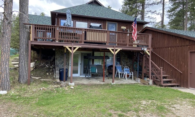 Deadwood Cabin | Ideal Location in the Heart of the Black Hills