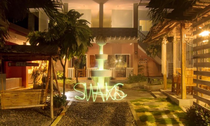 Santa Fe Hotel | Eco-Friendly SMAK's Hotel: Guest Rated 9/10 with Pool & Breakfast