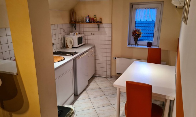 Glesien Other | Family-Friendly 3-Room Apartment with Spa & Breakfast