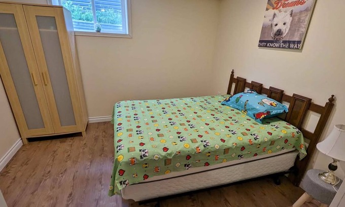Regina House | Small and cozy basement suite