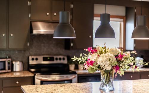 Granville House | Top-Rated Small Batch Lodging: Pet & Child Friendly Retreat