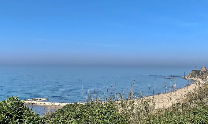 Anzio House | Cozy Cottage with Ocean View Terrace Near Anzio