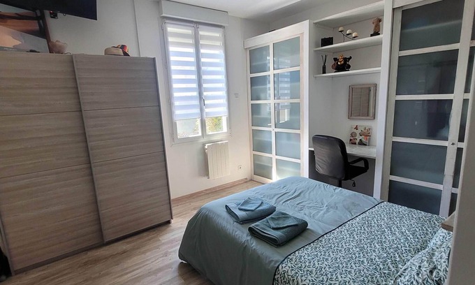 Liberation House | Cozy Countryside Retreat in the Heart of the City