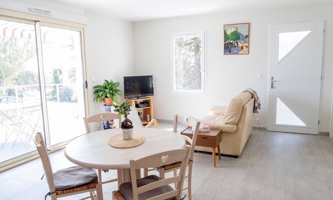 Les Cordiers House | Cozy Retreat in the Luberon - Guest Rated 9/10