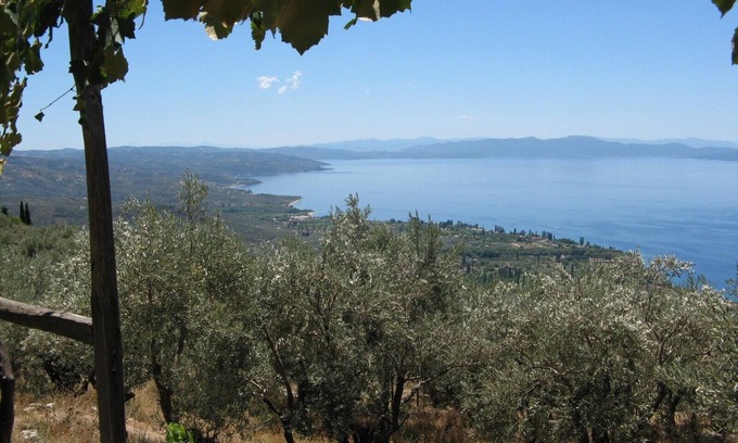 South Pelion House | Cozy Retreat with Ocean View and Pool - Guest Rated 10/10
