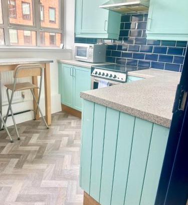 Holborn and Covent Garden Apartment | Cozy One Bedroom Flat Steps from Covent Garden