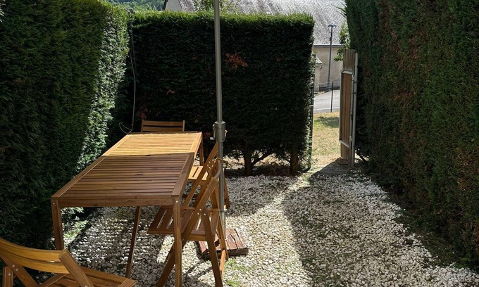 Vignec Apartment | Small semi-detached house in the heart of the Pyrenees