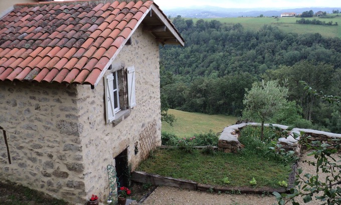 Firmi House | Cozy Stone House Near AGNAC with Pool and Pet-Friendly Amenities