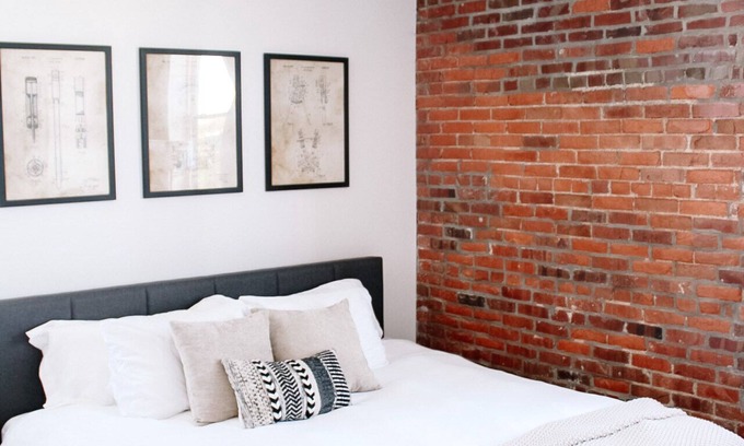 Williamsburg Apartment | Experience Modern Comfort in Historic Mayberry Loft