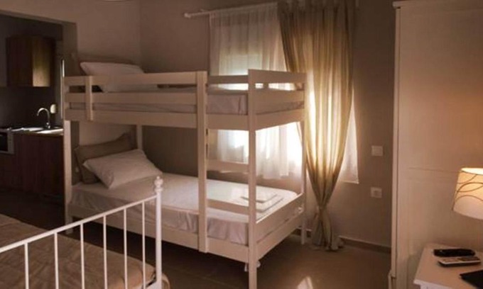 Pefkari Apartment | Highly Rated Smaragdi Studios with Family-Friendly Amenities