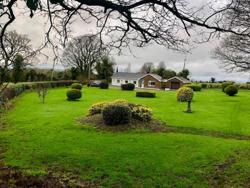 Ardee House | Discover Family-Friendly Comfort at Smarmore Cottage