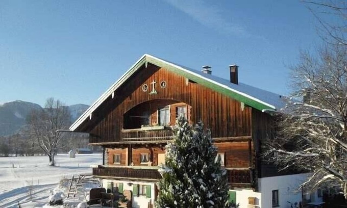 Wackersberg Apartment | Exceptional Farm View Apartment with Pool and Spa Amenities