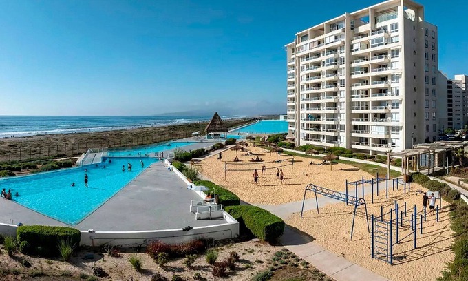 La Serena Apartment | Smart Host Rentals - Seaside getaway