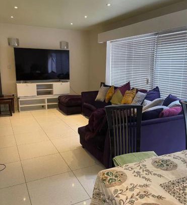 Ridgeway House | Ideal Family Accommodation Near Doncaster - Pet Friendly Rooms
