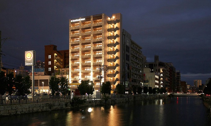Naha City Centre Condo | SmartCondo Tomari: Guest Rated 9.6 & Pet Friendly Retreat