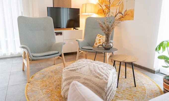 Bad Zwischenahn Apartment | SmartFewo: Nature Retreat with Terrace & Spa Near the Sea