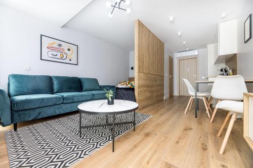 Palanga Apartment | Relaxing Stay at Smilčiu Inn - 7min to Beach & Ocean Views
