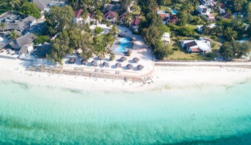 Nungwi Hotel | Relax at Smiles Beach Hotel: Oceanfront Bliss & Spa