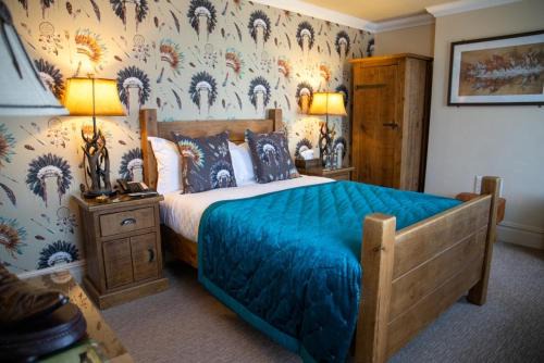 Royal Tunbridge Wells House | Highly Rated Smith And Western: Family-Friendly Comfort
