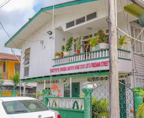 Georgetown House | Discover Smith's BnB Rooms with Ocean View & Private Beach
