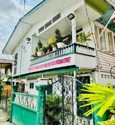 Georgetown House | Budget-Friendly Stay at Smith's Homestay - Family Welcome