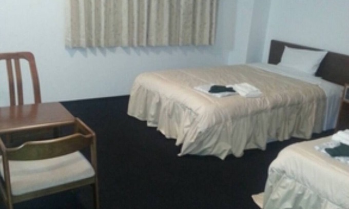 Higashiomi Hotel | Discover the Annex Twin Smoking Room in Higashiomi, Shiga