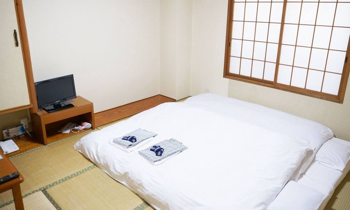 Anan Hotel | Cozy Anan Hotel: Free Parking & WiFi in Tokushima