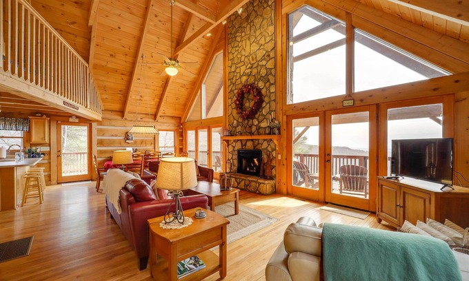 Deep Gap Cabin | Unforgettable Smoky Mountain Getaway with Large Deck
