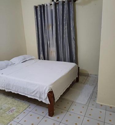Ukunda Bed & Breakfast | Smooth Landing