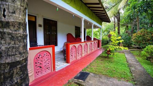 Sigiriya Hotel | Guest Rated 9.5: SMW Lodge Sigiriya with Oceanfront Views