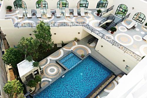 Central Pattaya Hotel | Relax at SN Plus Hotel - SHA Plus with Oceanfront Views