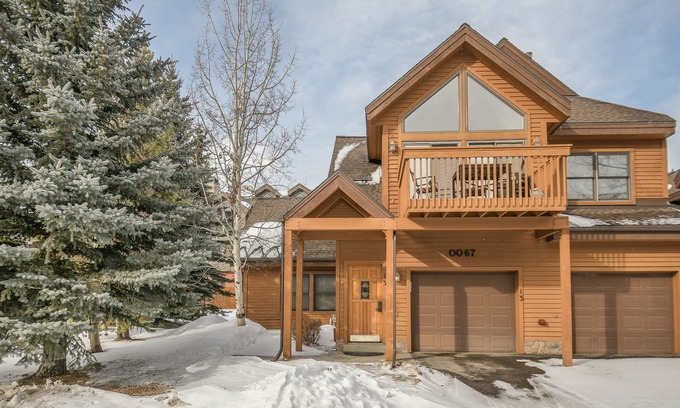 Mountain House Condo | Snake River 42: Top Rated Stay with Spa & Hot Tub