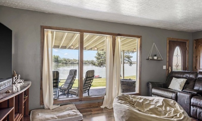 Elba House | Experience Snake River: Ocean View with Spa & Hot Tub